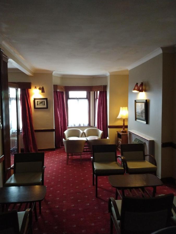 Bed and Breakfast The Rio Голуэй Экстерьер фото